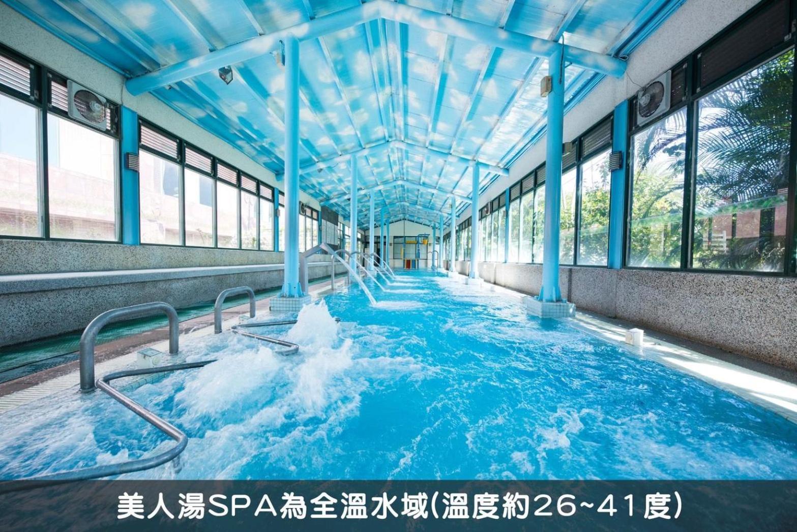 Formosan Naruwan Hotel Taitung Exterior photo A hot spring in Japan