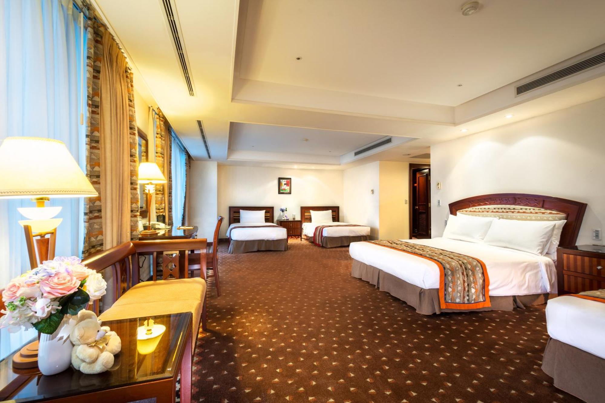 Formosan Naruwan Hotel Taitung Exterior photo Family Suite